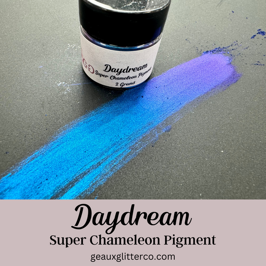 Daydream - 2 Grams Super Chameleon Holographic Chrome Pigment