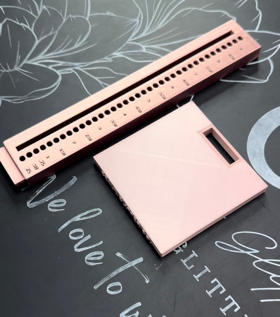 NEW & IMPROVED! Straight Vinyl/Striping Tool