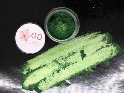 Embrace - 2 Grams Super Chameleon Holographic Chrome Pigment